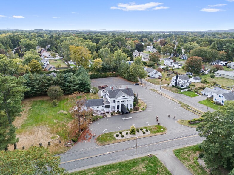 More Photos Of 135 Cooper St, Agawam Specialty For Sale