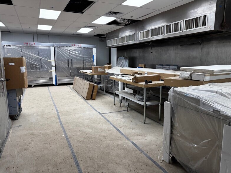 More Photos Of 1100 Main St, Newberry Restaurant For Sale