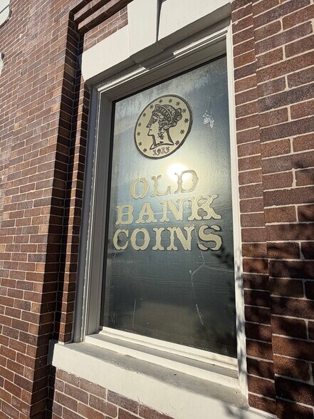 More Photos Of 900 Florida Ave, Lynn Haven Office For Sale