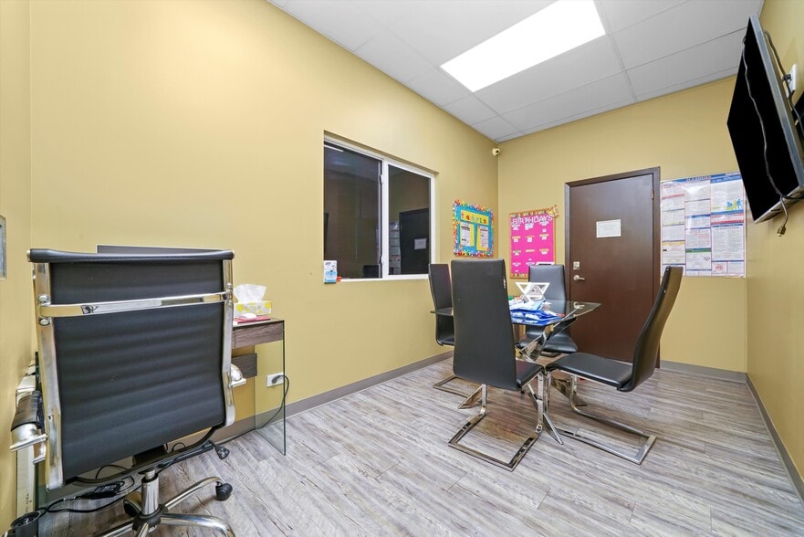 More Photos Of 14721 Kilbourne Ave, Midlothian Schools For Sale