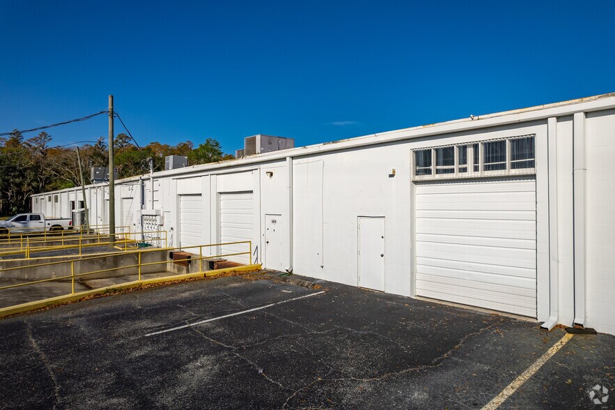 More Photos Of 13300 McCormick Dr, Tampa Unknown For Lease