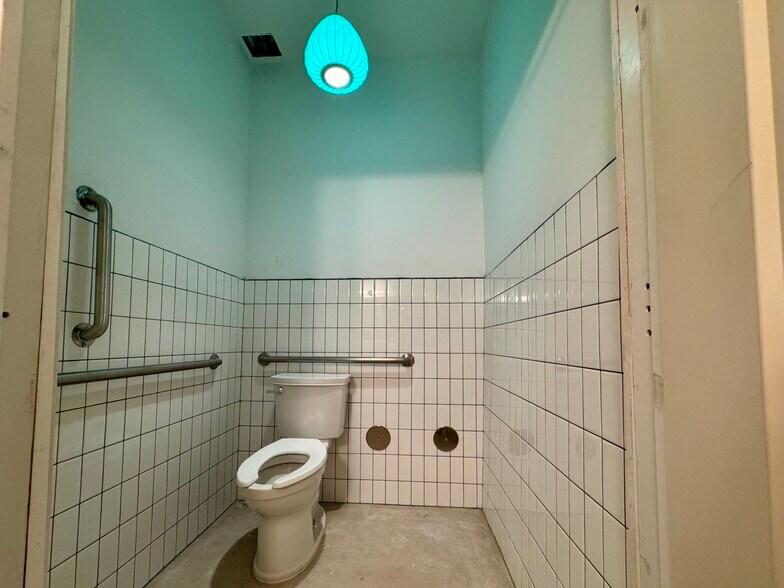 More Photos Of 72-78 Main St, Bisbee General Retail For Sale