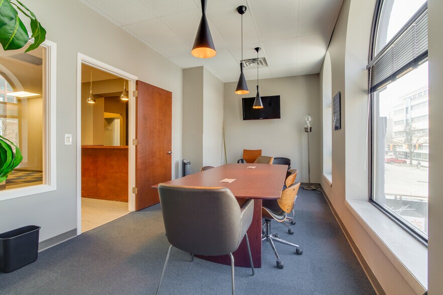 More Photos Of 227-229 S Washington Sq, Lansing Storefront Retail Office For Sale