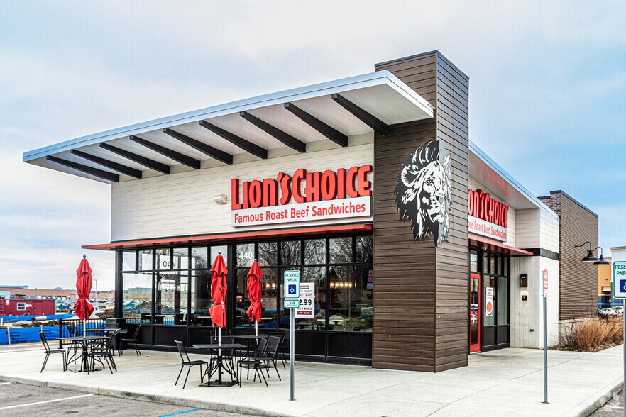 More Photos Of 4049 Little Blue Pkwy, Independence Fast Food For Lease