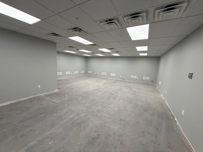 More Photos Of 4158 Links Dr, West Valley City Industrial For Lease