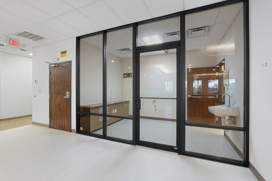 More Photos Of 101 N 37th St, Rogers Medical For Lease