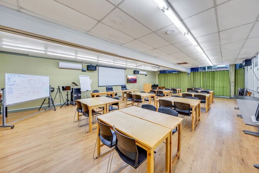 More Photos Of 118 Live Oak Ave, Arcadia Storefront For Lease