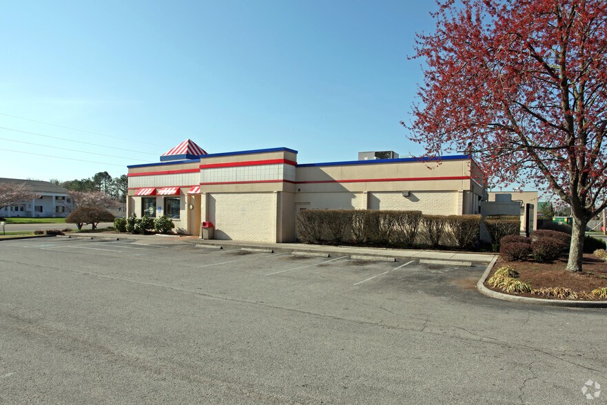 More Photos Of 1020 Oak Ridge Tpke, Oak Ridge Fast Food For Sale