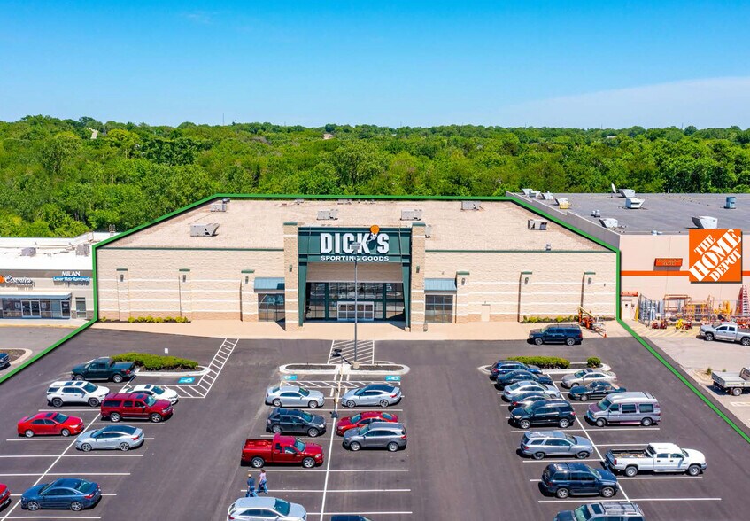 More Photos Of 5900 SW Huntoon St, Topeka Freestanding For Lease