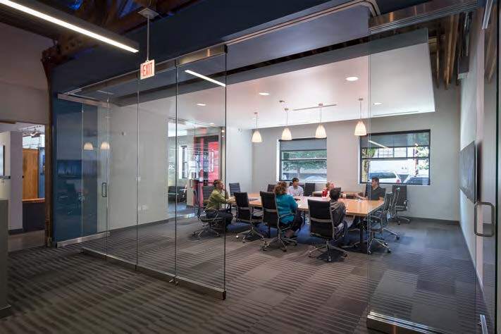 More Photos Of 1645 NW Hoyt St, Portland Office For Sale
