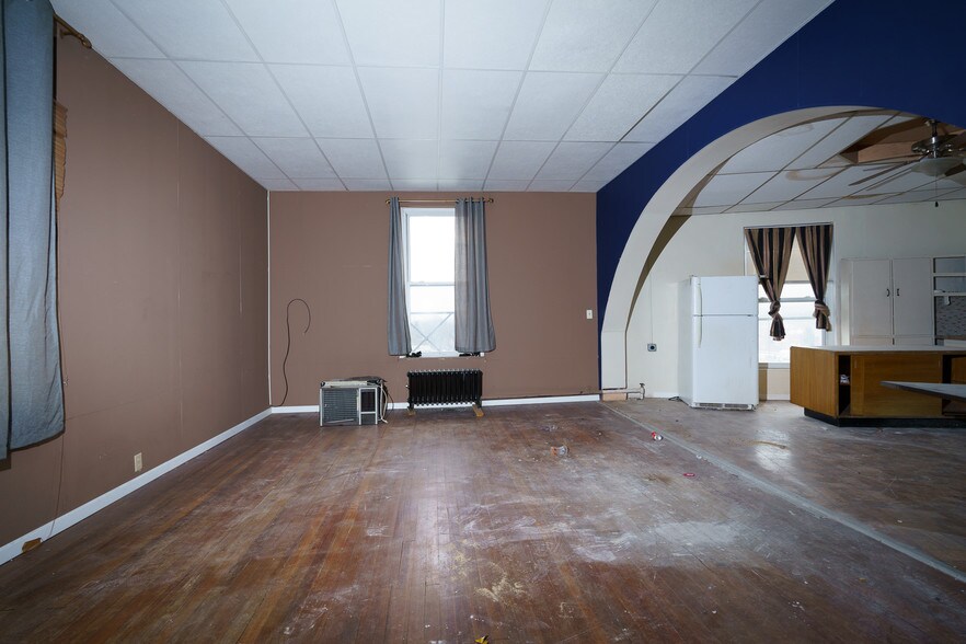 More Photos Of 271-277 State St, Schenectady Apartments For Sale