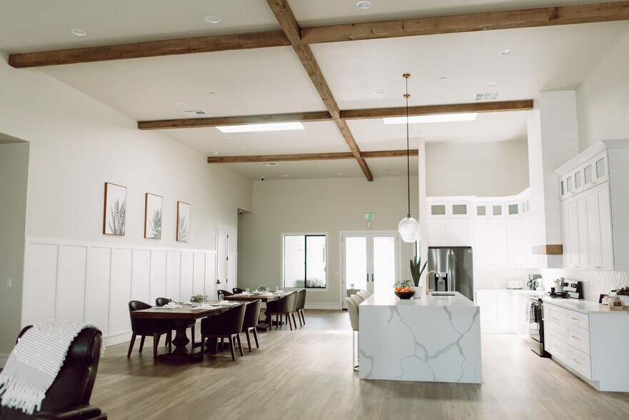 More Photos Of 8736 E Joshua Tree Ln, Scottsdale Assisted Living For Sale