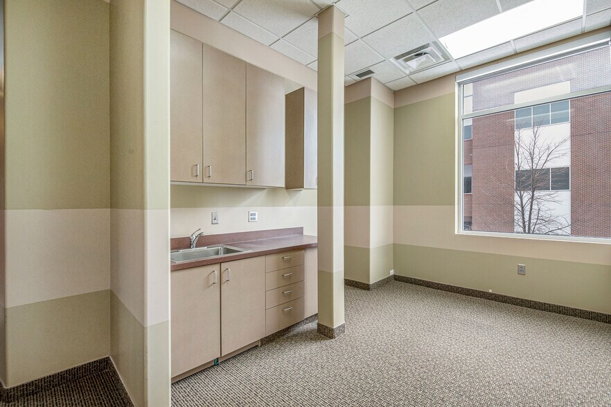 More Photos Of 495 Uinta Way, Denver Medical For Sale