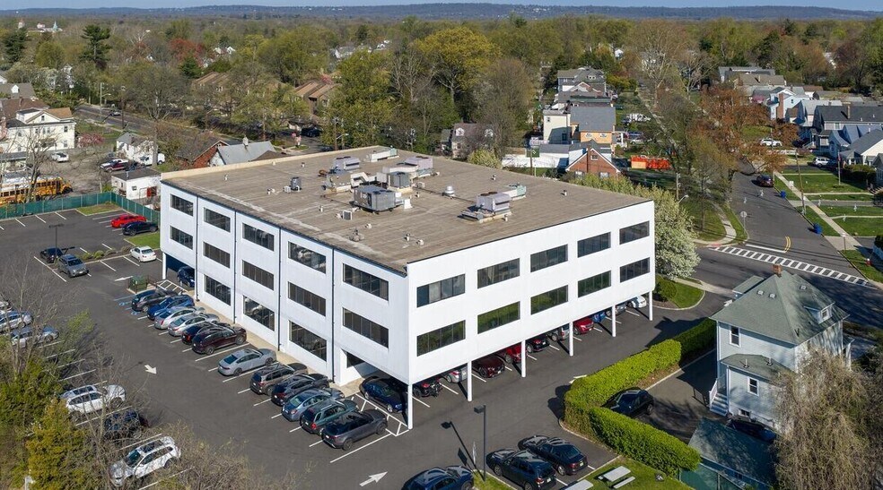 More Photos Of 340 North Ave E, Cranford Office For Lease