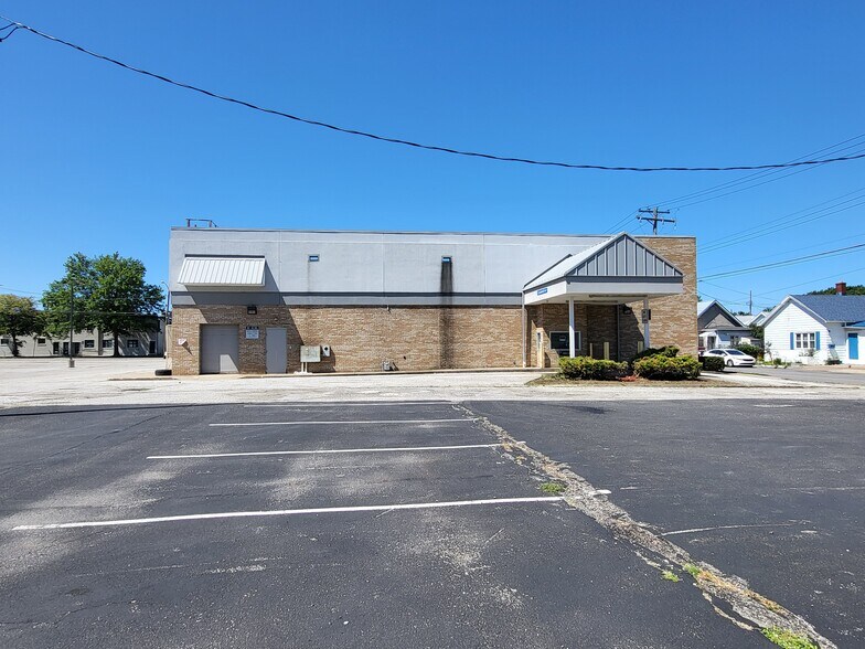 More Photos Of 1709 Liberty St, Erie Drugstore For Lease