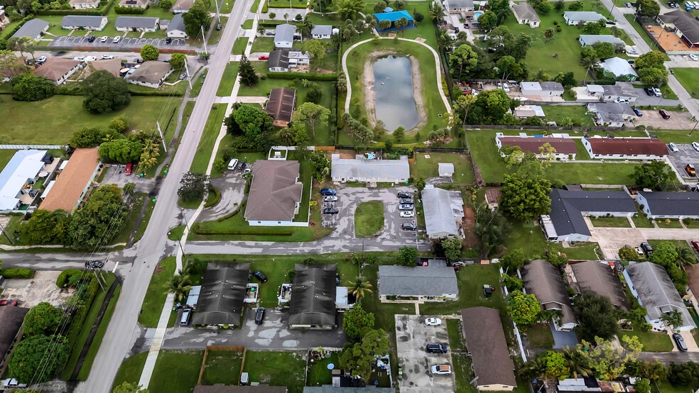 More Photos Of 3883 Park Ln, West Palm Beach Multifamily For Sale