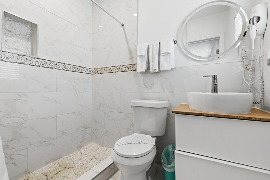 More Photos Of 6801 Sunset Way, Saint Pete Beach Hotel For Sale