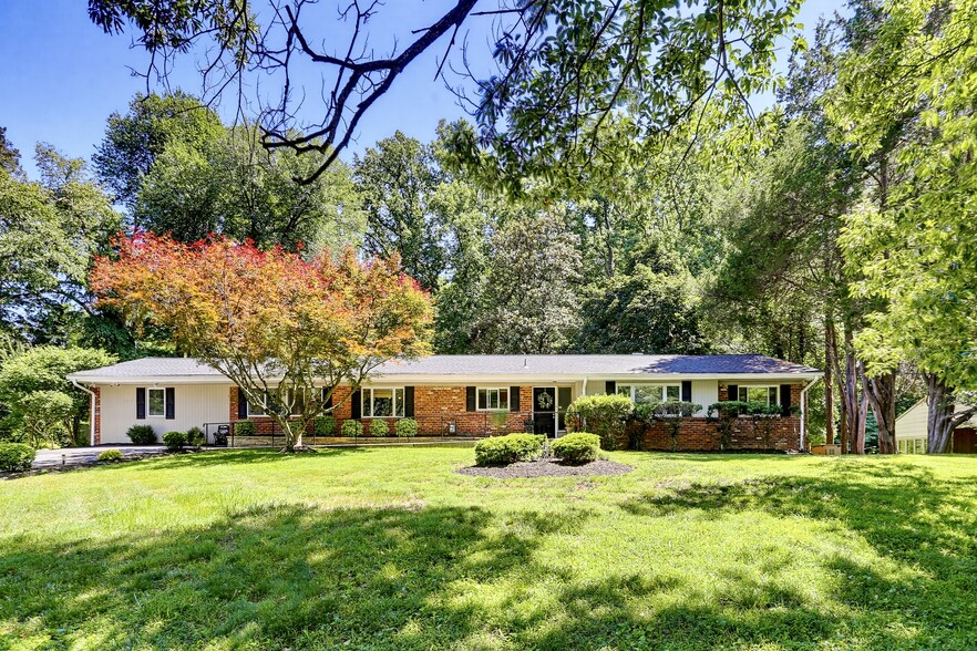 Primary Photo Of 515 Apple Grove Rd, Silver Spring Assisted Living For Sale