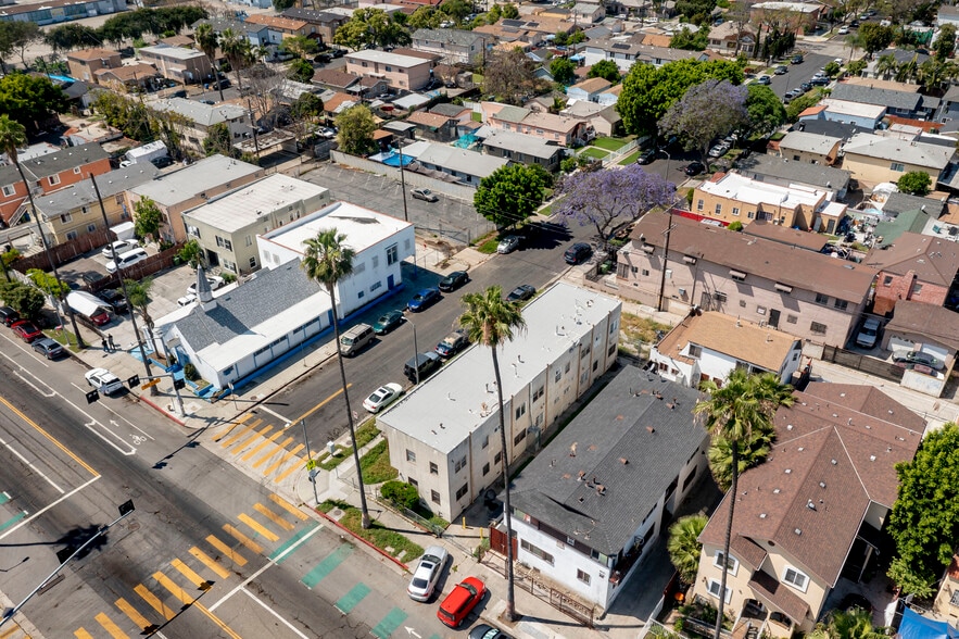 More Photos Of 8325 Avalon Blvd, Los Angeles Apartments For Sale