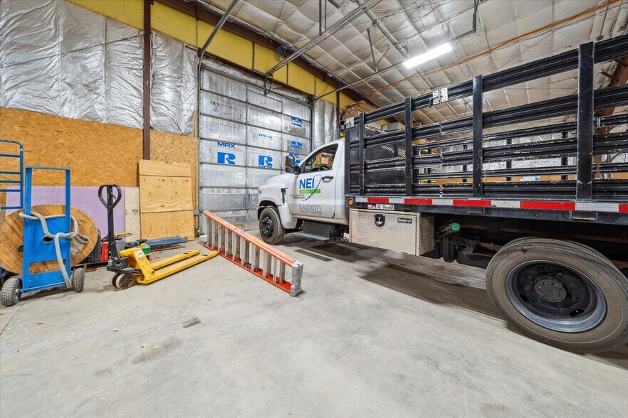 More Photos Of 605 Industrial Pky, Saint Croix Falls Manufacturing For Lease