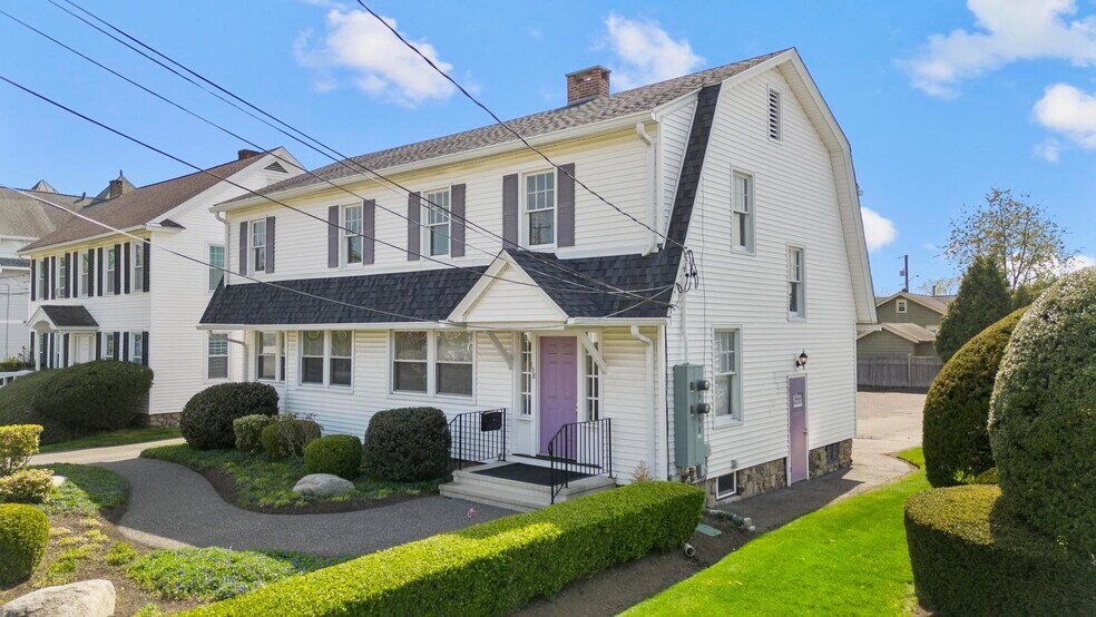 More Photos Of 158 East Ave, Norwalk Office For Lease