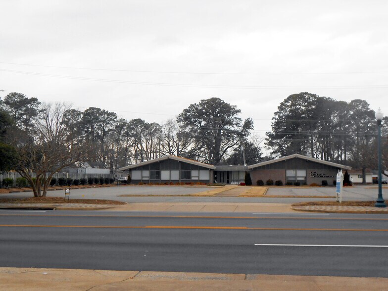 More Photos Of 321 Main St, Newport News Medical For Lease