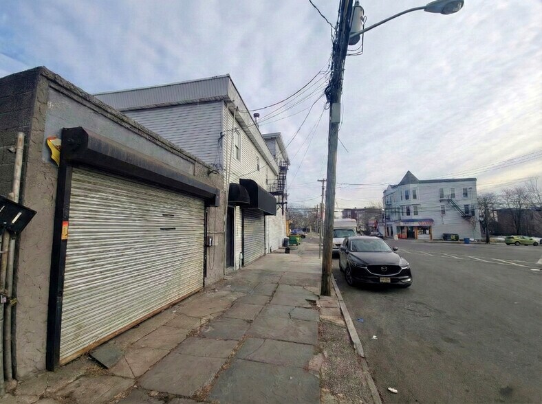 More Photos Of 51 Sherman Ave, Newark Storefront Retail Residential For Lease