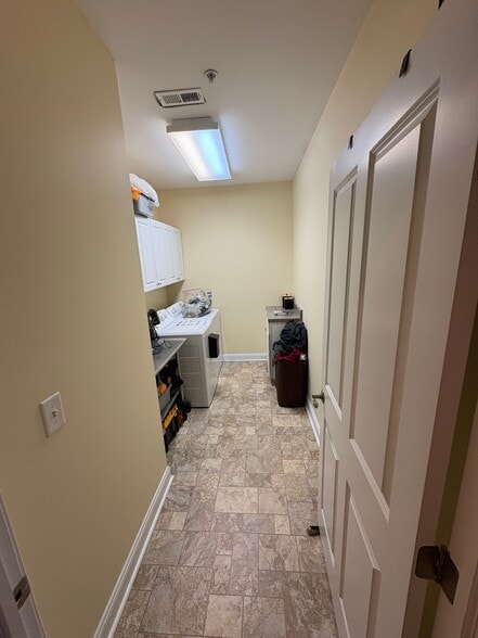 More Photos Of 421-425 S Broad St, Edenton Storefront Retail Residential For Sale