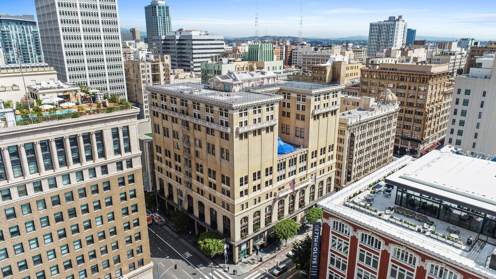 More Photos Of 431 W 7th St, Los Angeles Hotel For Lease