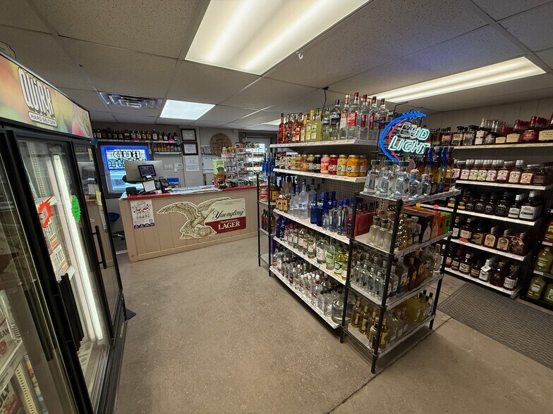 More Photos Of 203 E 8th St, Overbrook General Retail For Sale
