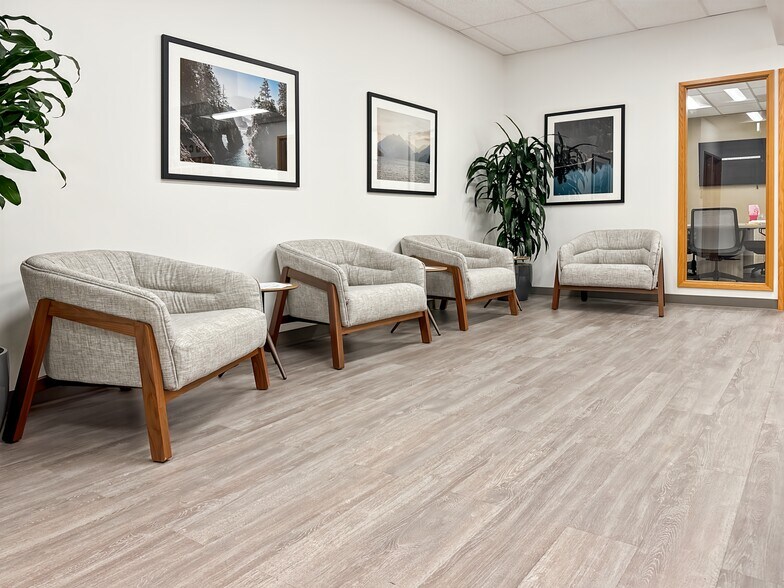 More Photos Of 12822 SE 32nd St, Bellevue Coworking Space