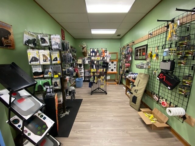 More Photos Of 122 Saratoga Rd, Schenectady General Retail For Sale