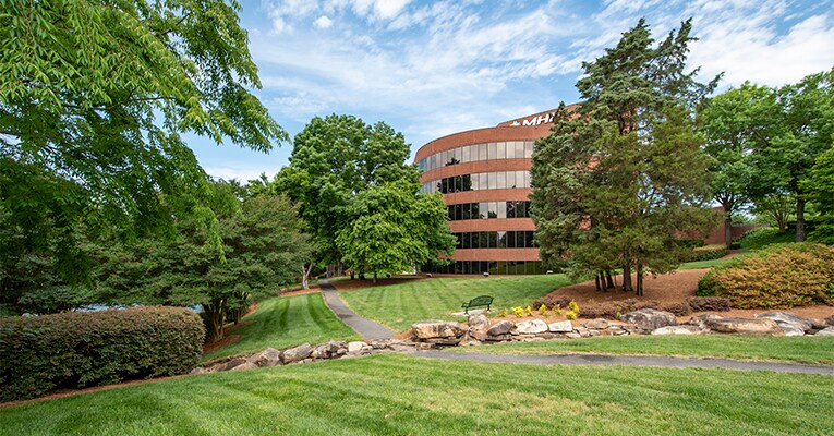 More Photos Of 8720 Red Oak Blvd, Charlotte Office For Sale