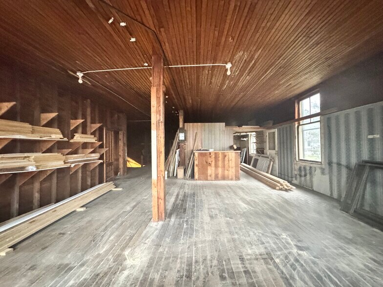 More Photos Of 12-16 S Main St, Jordan General Retail For Sale