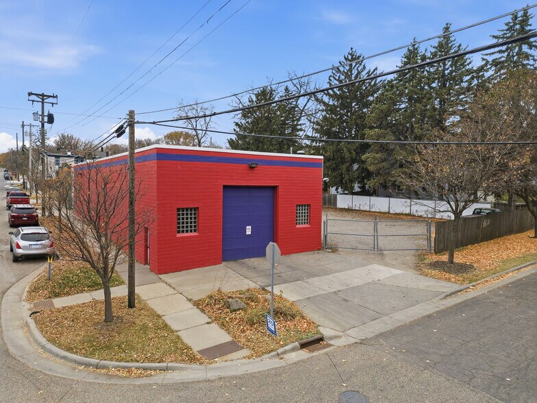 Primary Photo Of 515 Ohio St, Saint Paul Warehouse For Sale