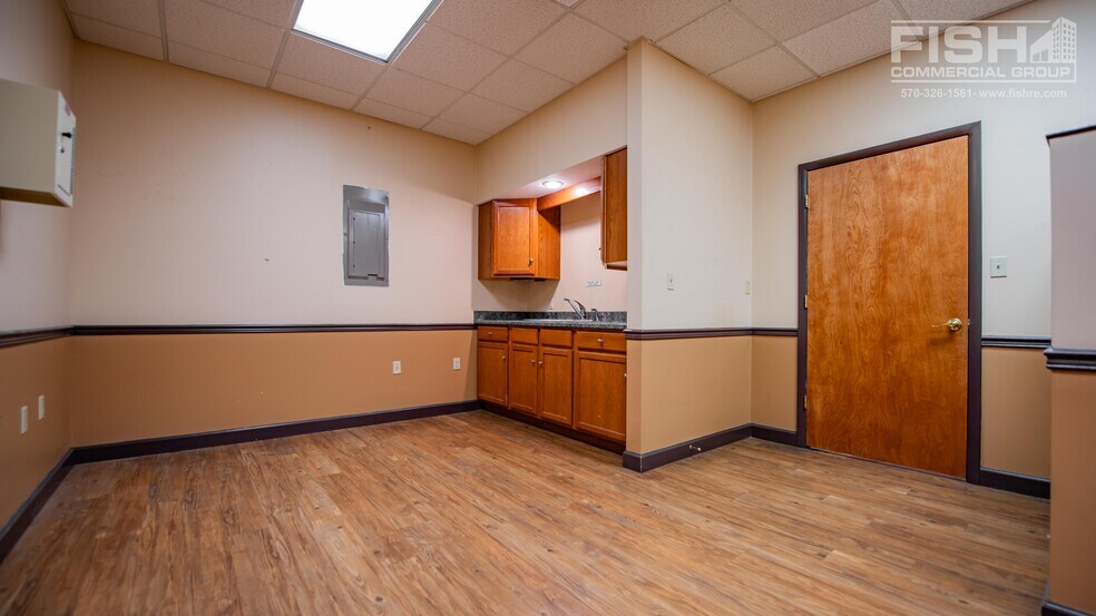 More Photos Of 553 E 3rd St, Williamsport Storefront Retail Office For Lease