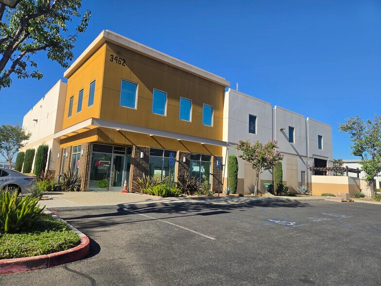 More Photos Of 3462 Webster Ave, Perris Warehouse For Sale