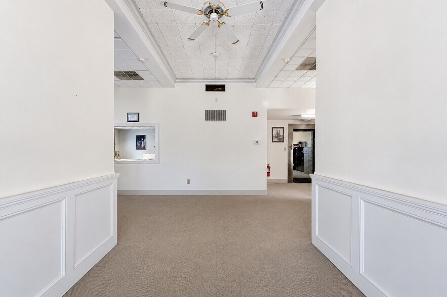 More Photos Of 100 Mantua Blvd, Mantua Office For Sale