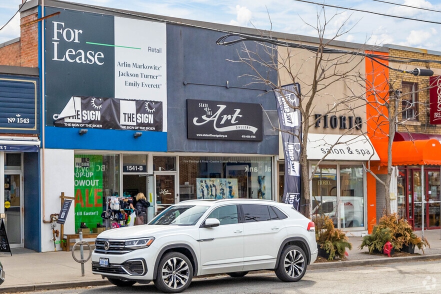 More Photos Of 1541 Bayview Ave, Toronto Storefront For Sale