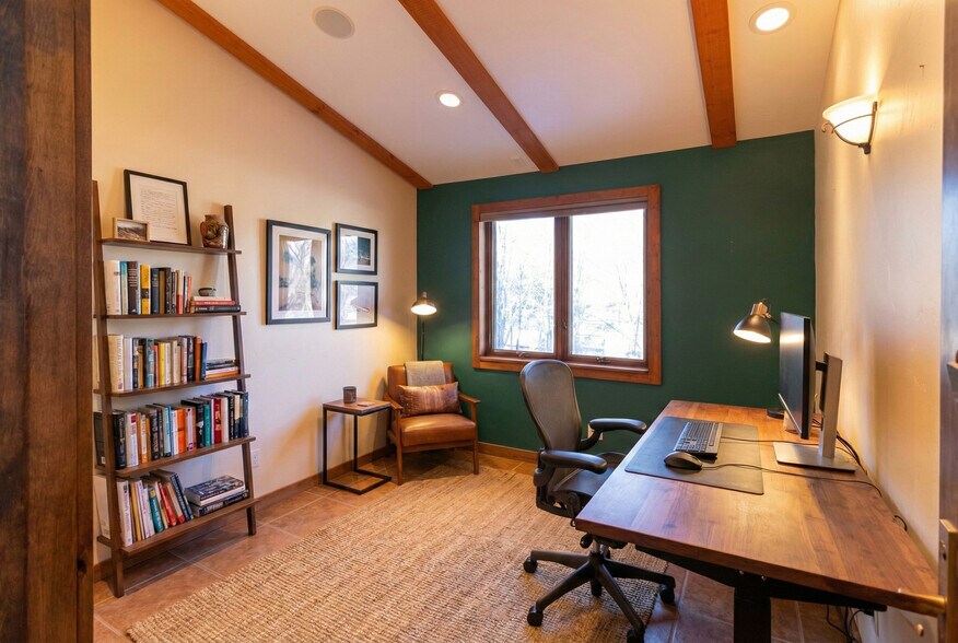 More Photos Of 160 Amelia St, Ridgway Office For Lease