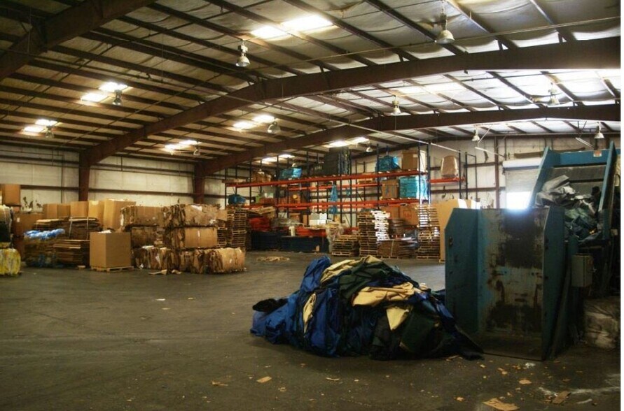 More Photos Of 40 Conners Rd, Villa Rica Industrial For Sale