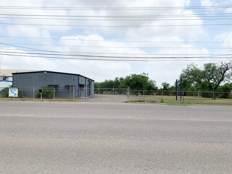 Primary Photo Of 7700 Padre Island Hwy, Brownsville Light Distribution For Lease