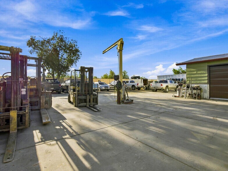 More Photos Of 2802 C 3/4 Rd, Grand Junction Recycling Center For Sale