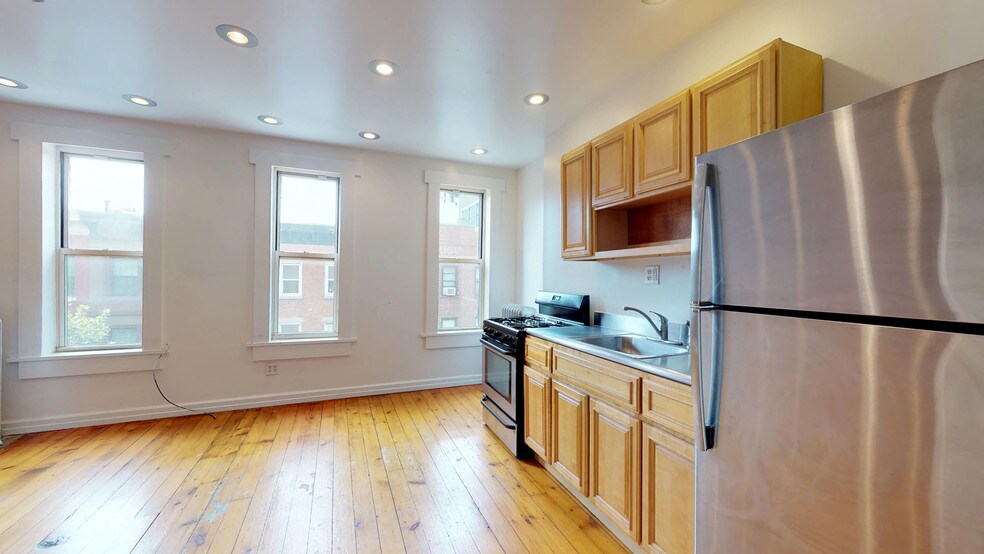 More Photos Of 155 W 9th St, Brooklyn Multifamily For Sale