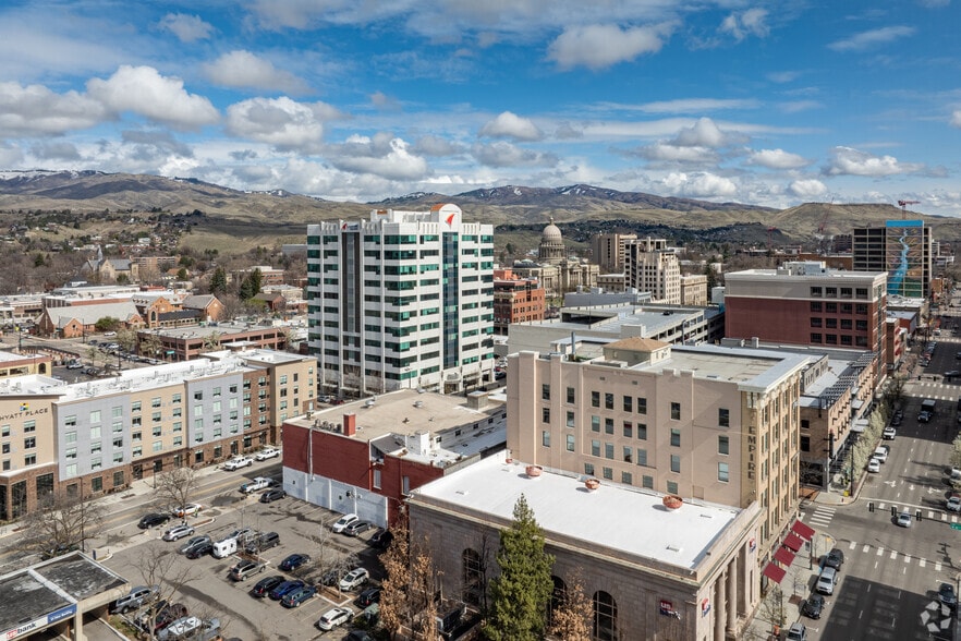 More Photos Of 950 W Bannock St, Boise Coworking Space
