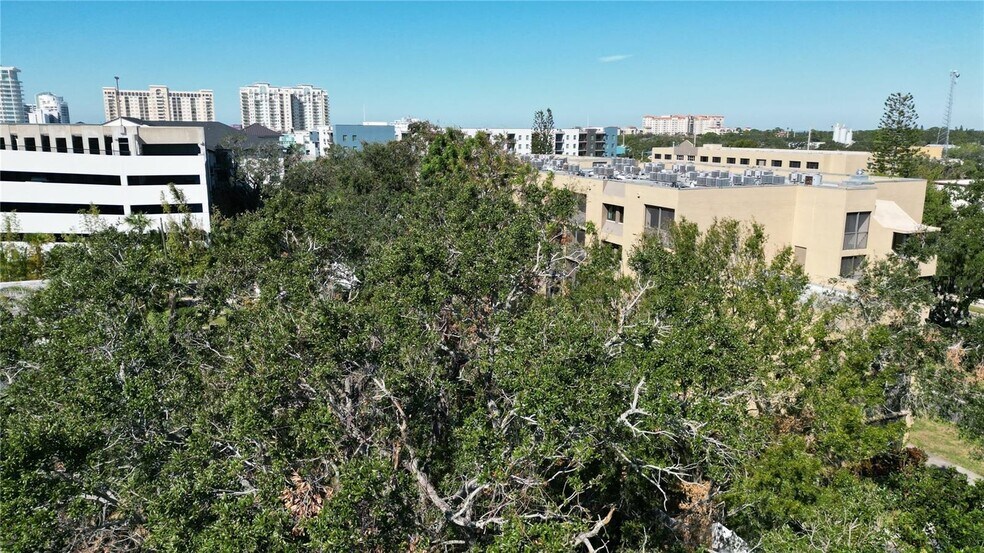 More Photos Of 711 N Orange Ave, Sarasota Land For Sale