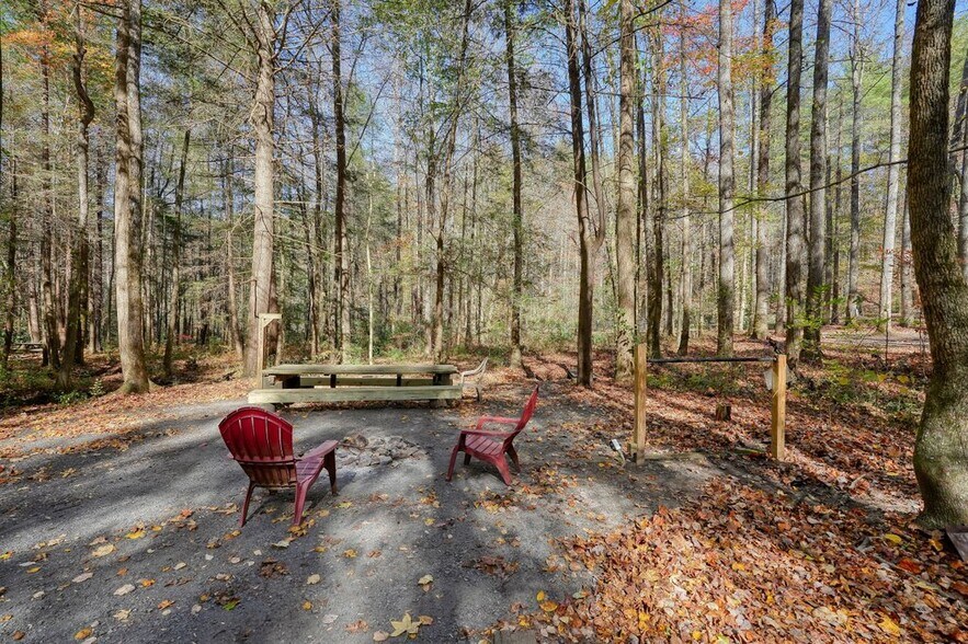More Photos Of 400 Mulberry Gap Rd, Ellijay Hospitality For Sale