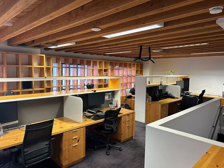 More Photos Of 2254 S Sepulveda Blvd, Los Angeles Loft Creative Space For Lease