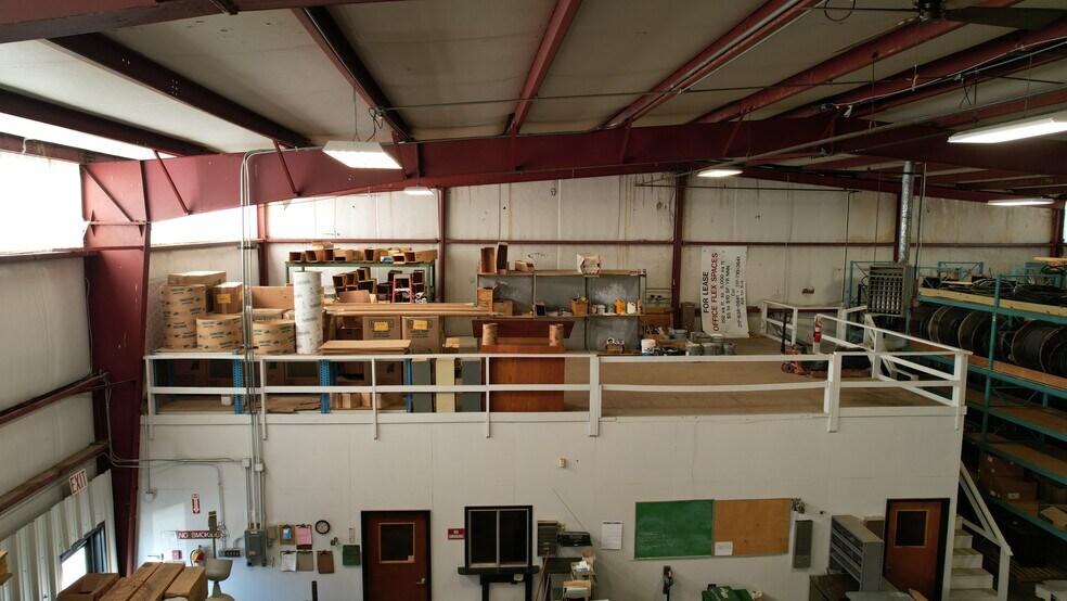 More Photos Of 5034 Lafayette Rd, Indianapolis Warehouse For Lease