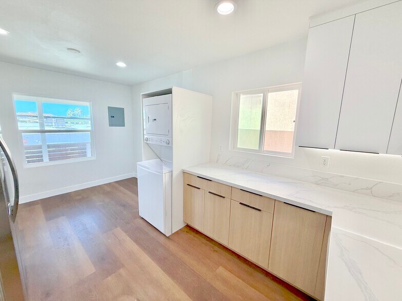 More Photos Of 825 Manhattan Ave, Hermosa Beach Apartments For Sale